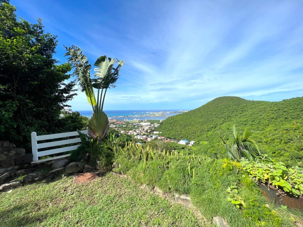 Casanita  Almond Grove Real Estate, St Maarten Stunning Sunset Views