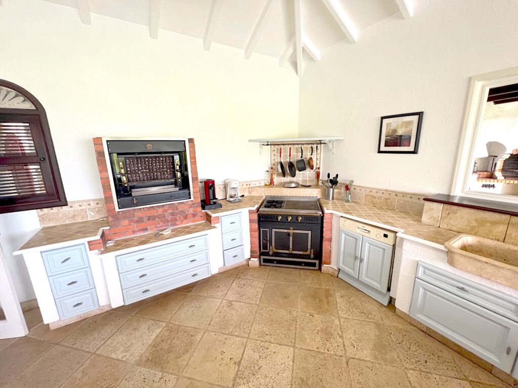 Casanita  Almond Grove Real Estate, St Maarten Stunning Sunset Views