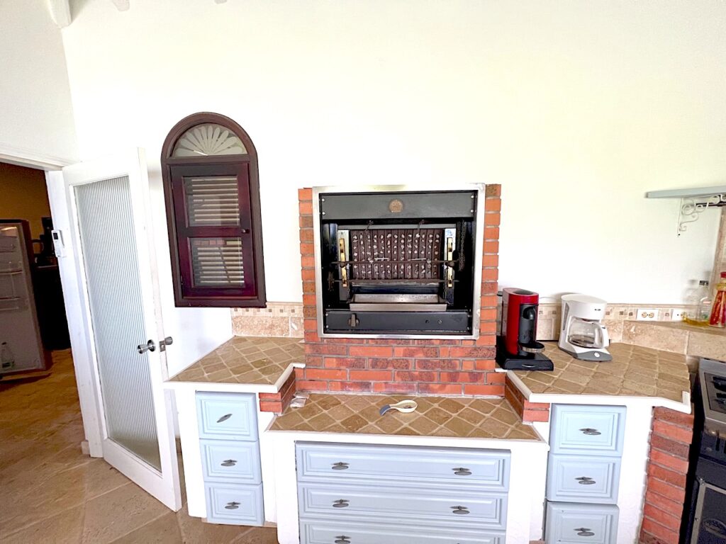 Casanita  Almond Grove Real Estate, St Maarten Stunning Sunset Views