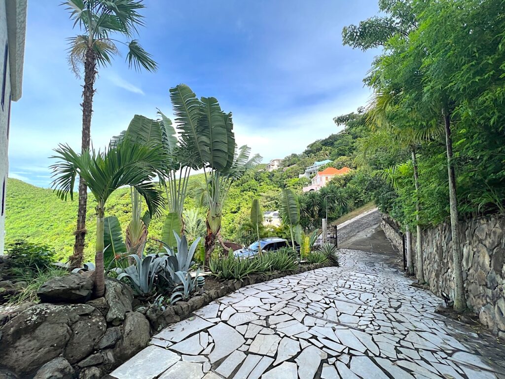 Casanita  Almond Grove Real Estate, St Maarten Stunning Sunset Views