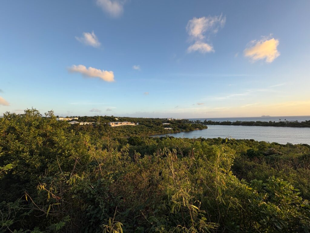Terres Basses Rare  land Amazing Sunsets