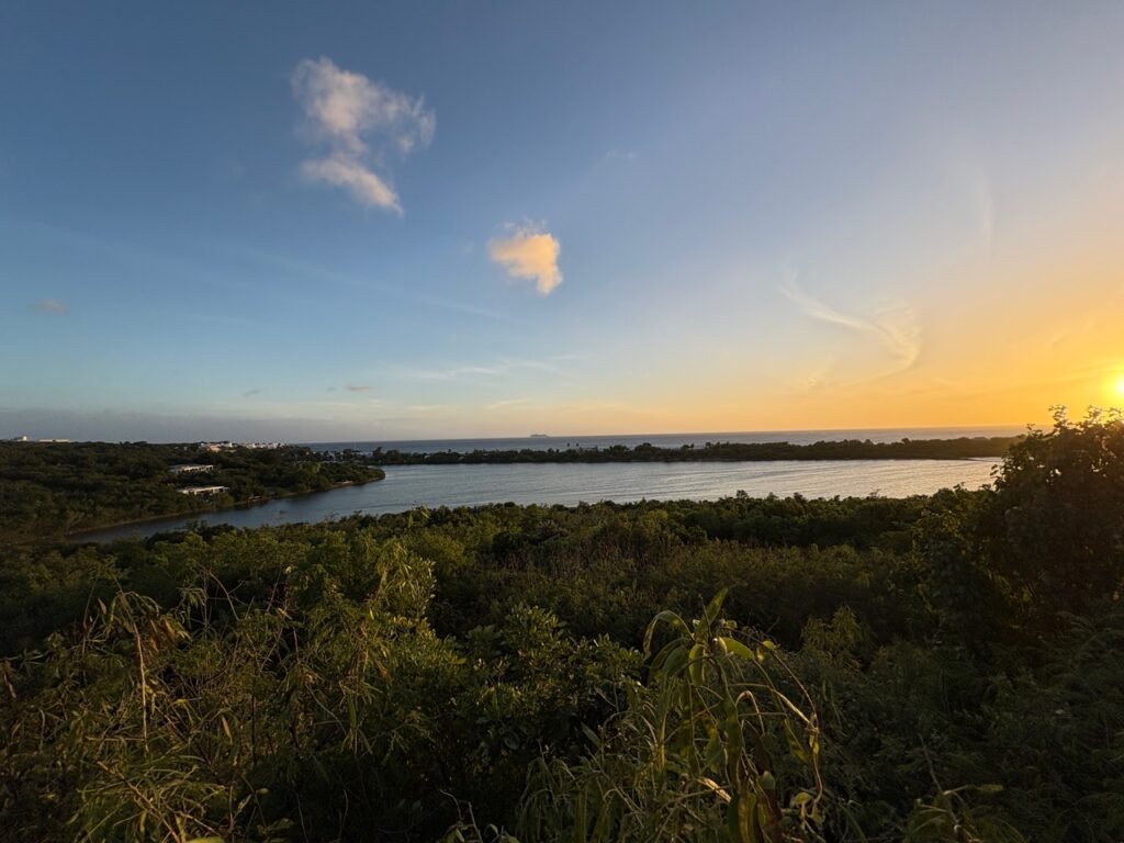 Terres Basses Rare  land Amazing Sunsets