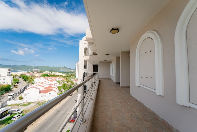 Beachfront Penthouse 3 Br 3 baths Cupecoy Real Estate SXM