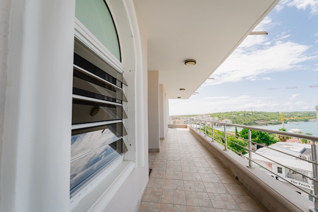 Beachfront Penthouse 3 Br 3 baths Cupecoy Real Estate SXM
