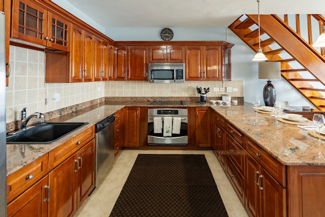 Beachfront Penthouse 3 Br 3 baths Cupecoy Real Estate SXM