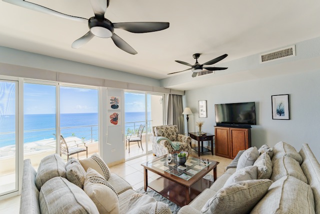 Beachfront Penthouse 3 Br 3 baths Cupecoy Real Estate SXM