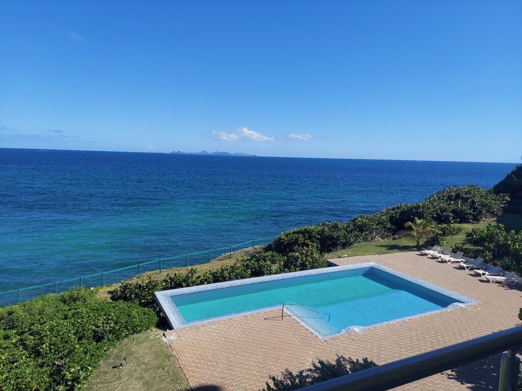 Real Estate Point Blanche Ocean Front Deluxe 1 Br 1 Bath condo