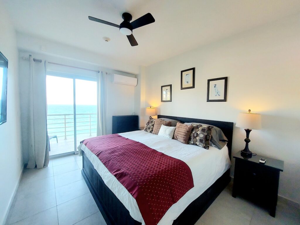 Real Estate Point Blanche Ocean Front Deluxe 1 Br 1 Bath condo