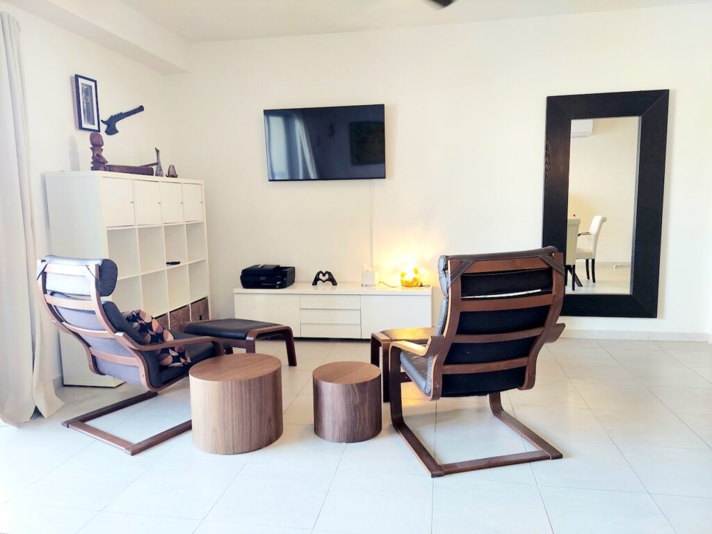 Real Estate Point Blanche Ocean Front Deluxe 1 Br 1 Bath condo