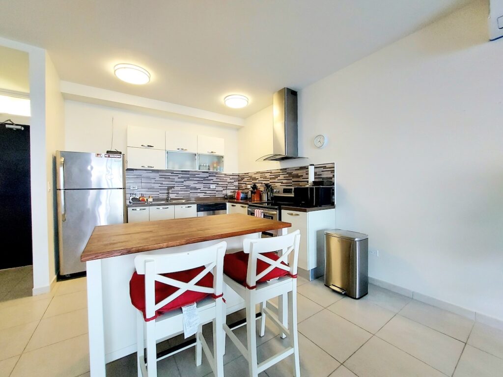 Real Estate Point Blanche Ocean Front Deluxe 1 Br 1 Bath condo