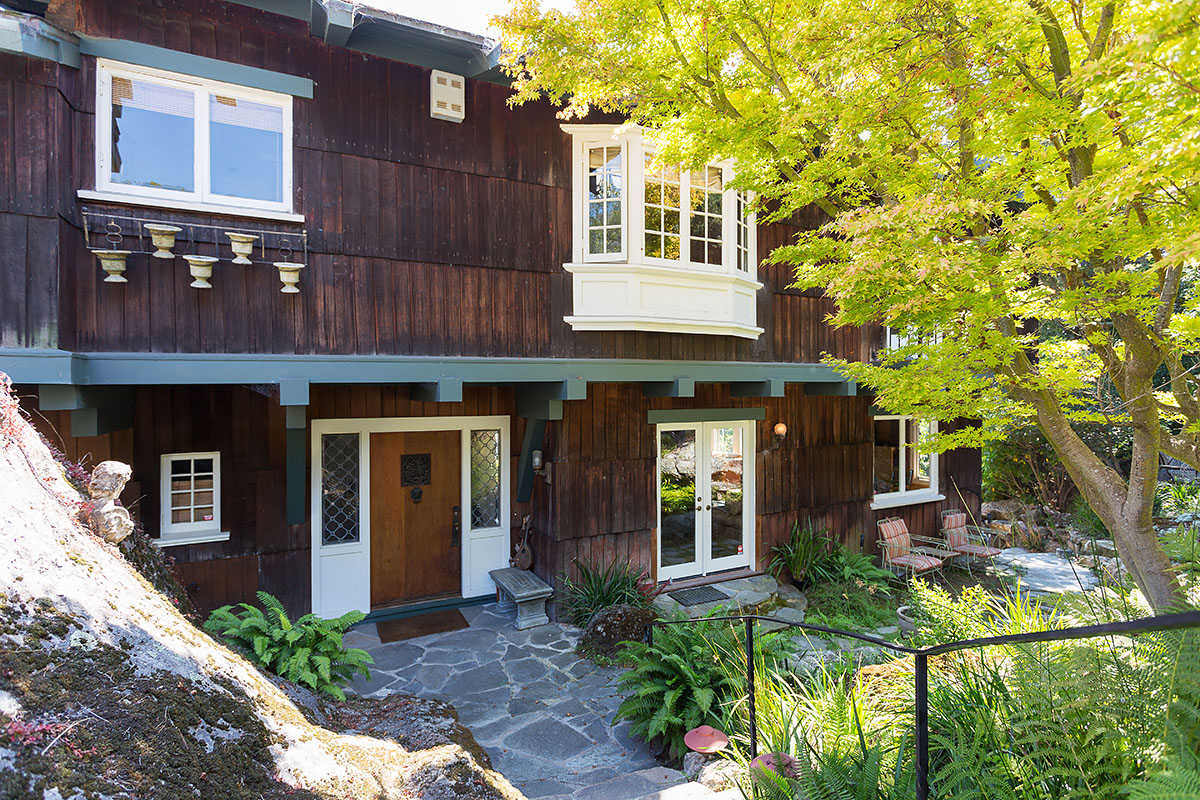 5871 Harbord Drive