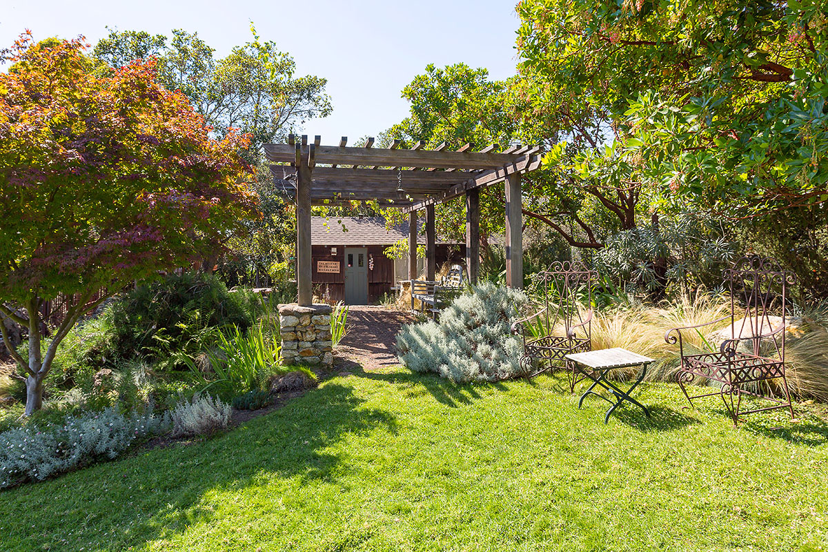 5871 Harbord Drive