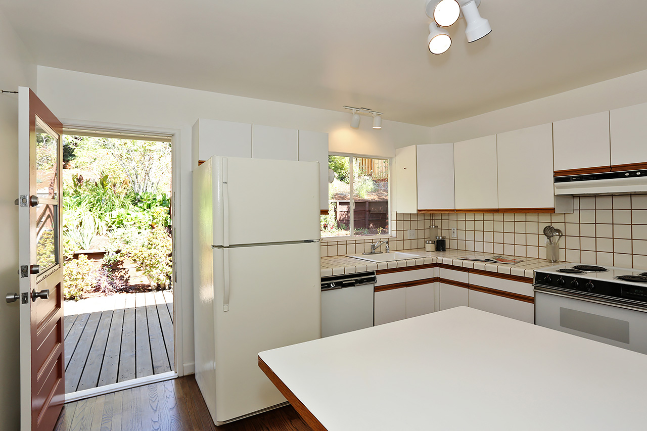 5871 Harbord Drive