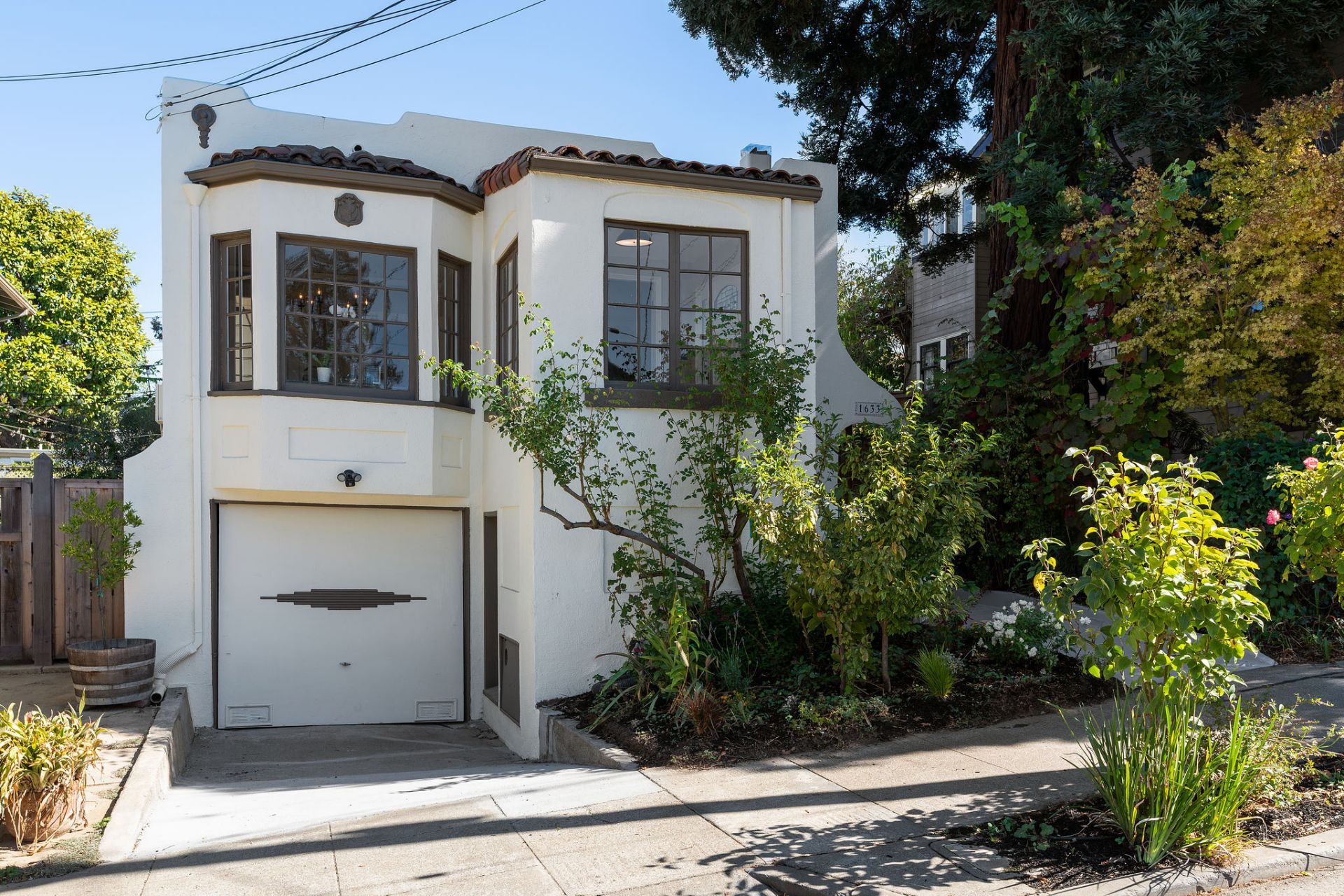 5871 Harbord Drive