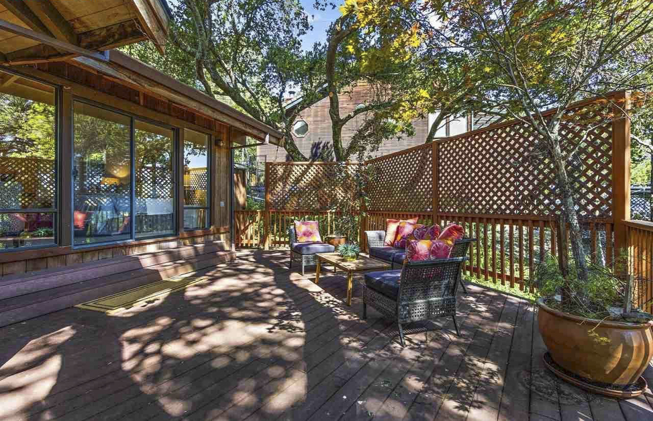 5871 Harbord Drive