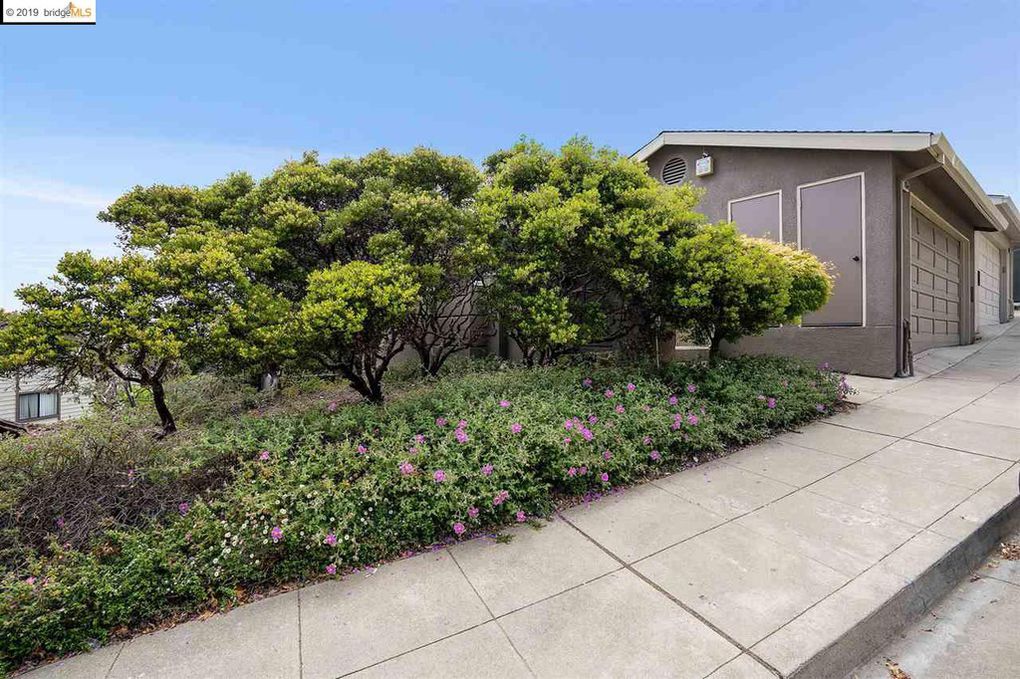 5871 Harbord Drive