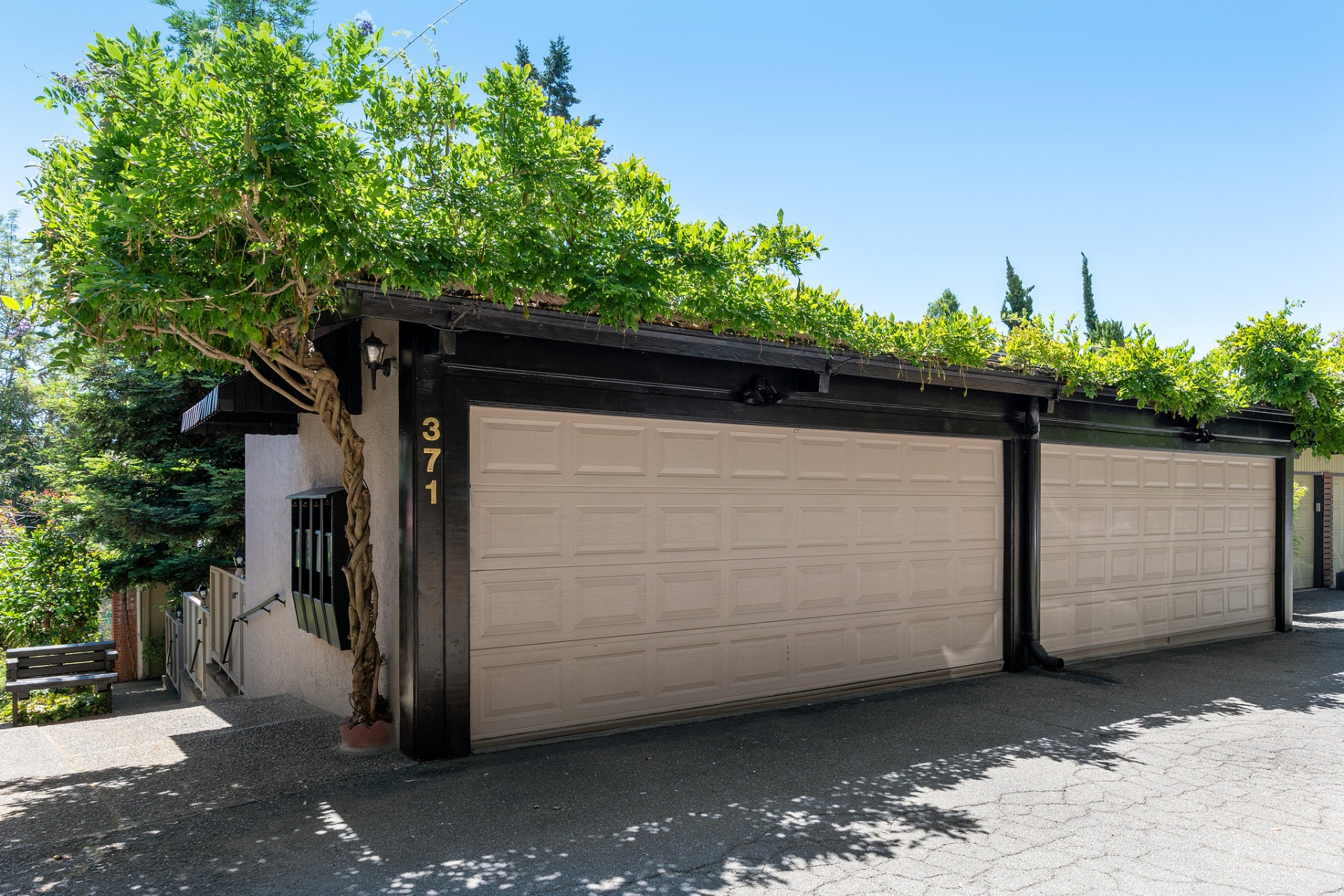 5871 Harbord Drive