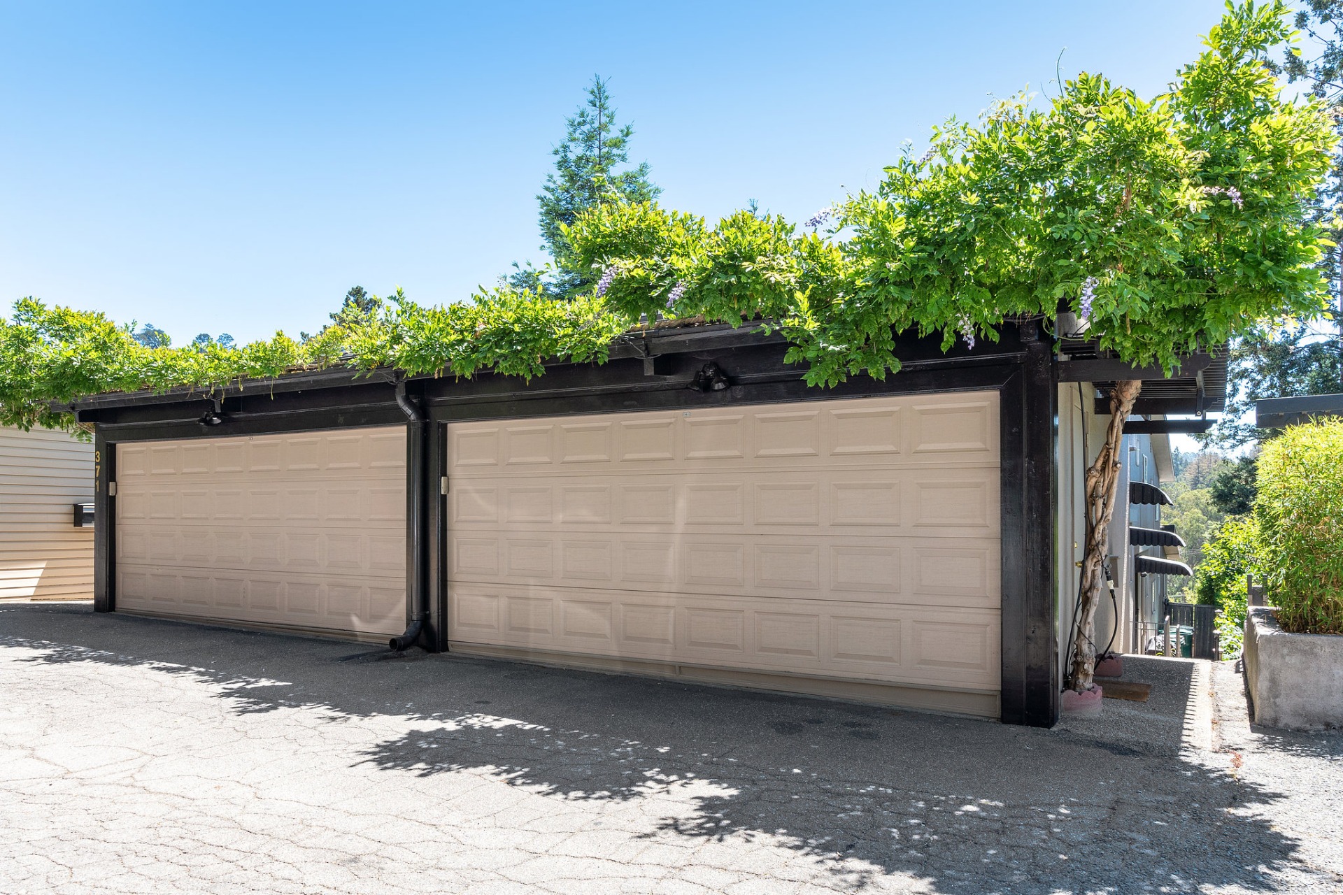 5871 Harbord Drive