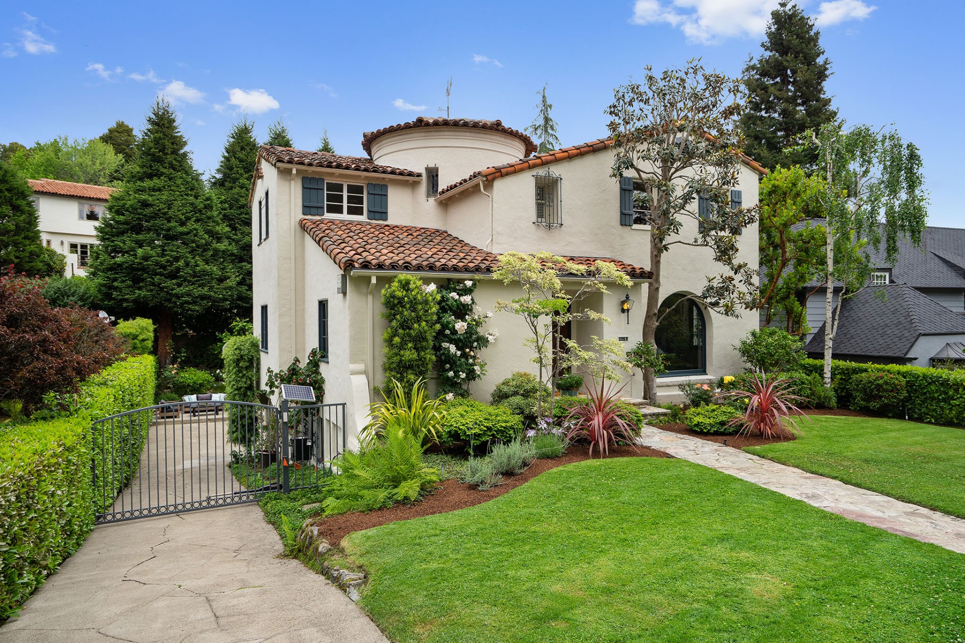 5871 Harbord Drive