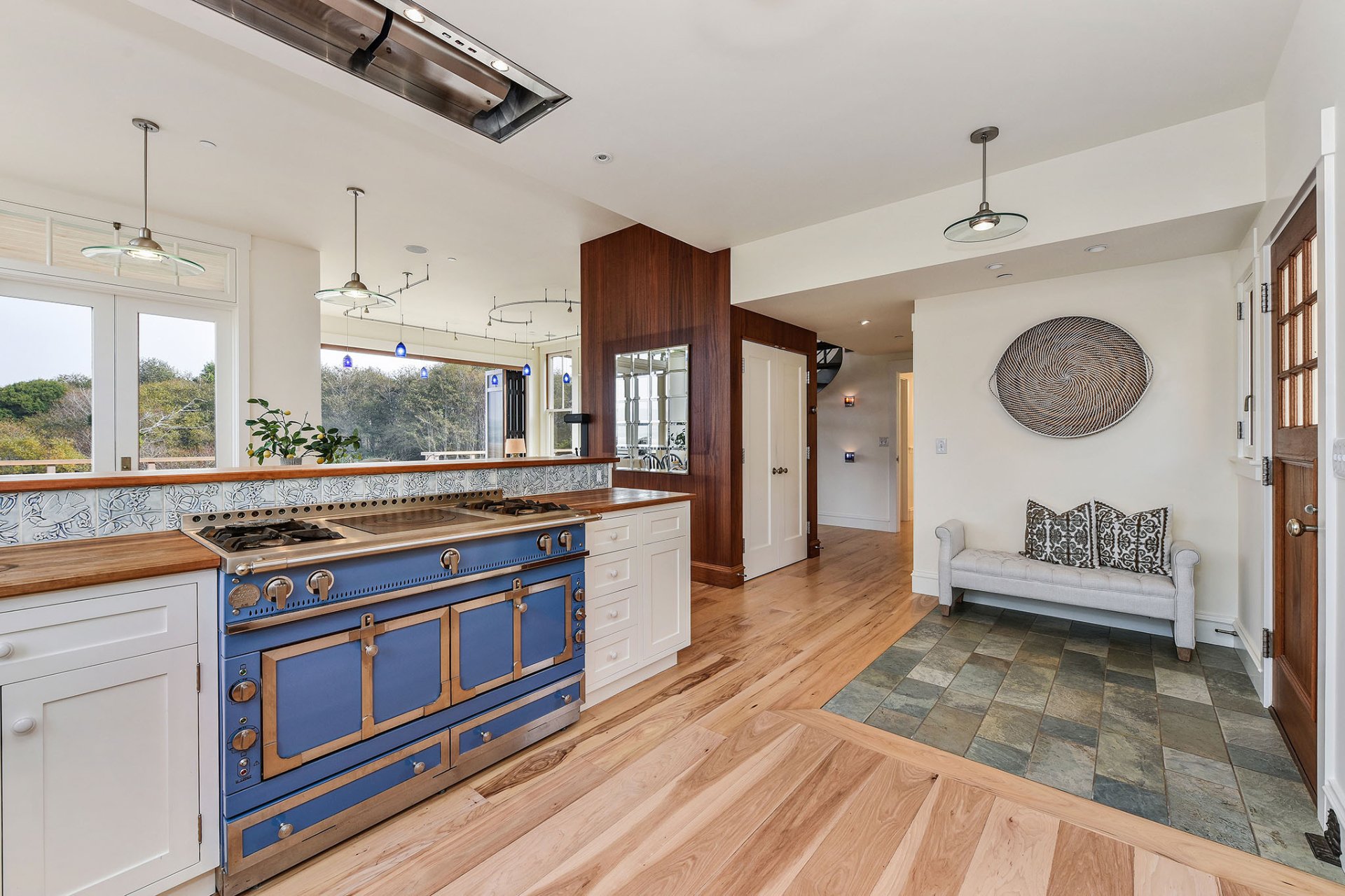 5871 Harbord Drive