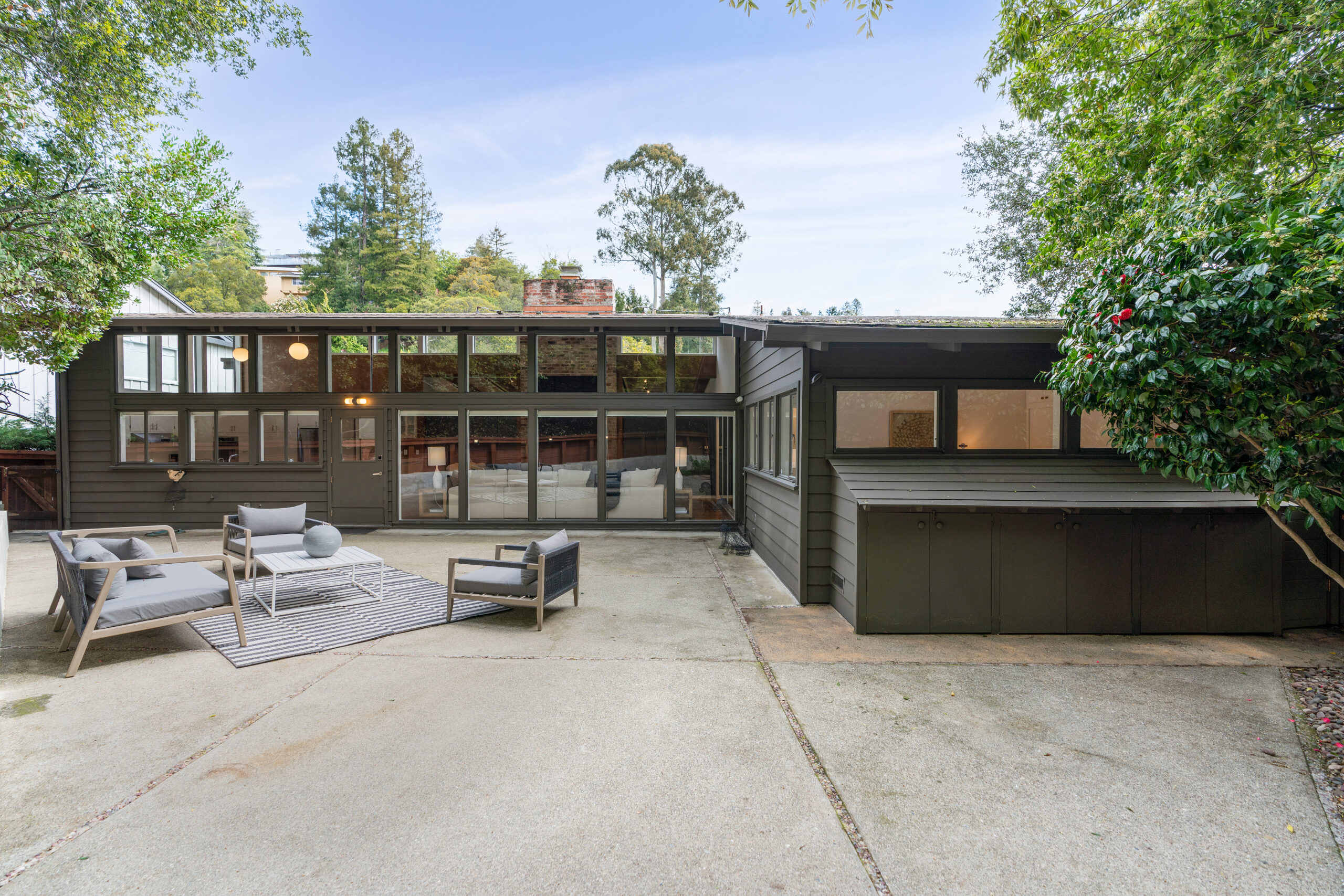 5871 Harbord Drive