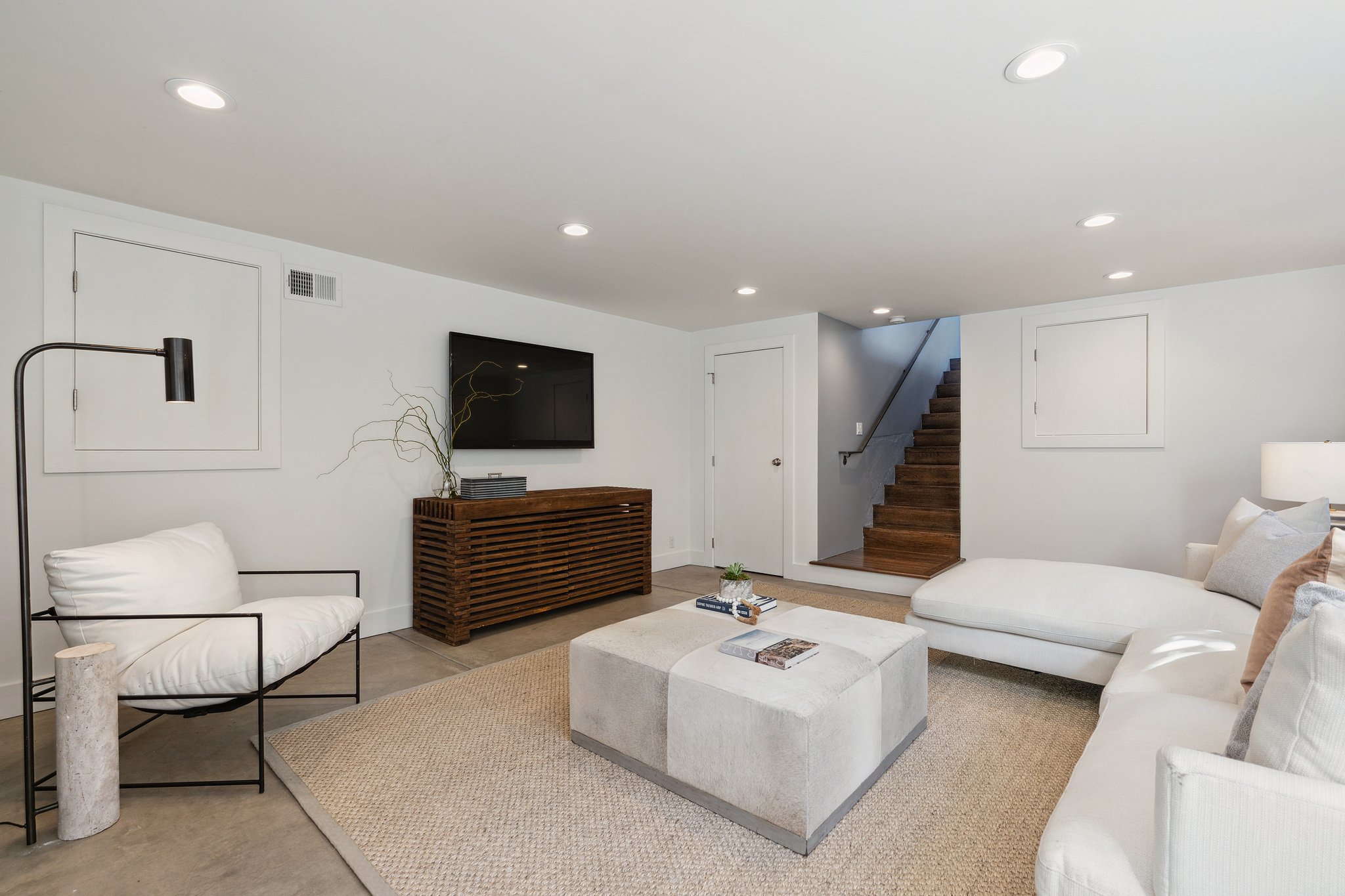 5871 Harbord Drive