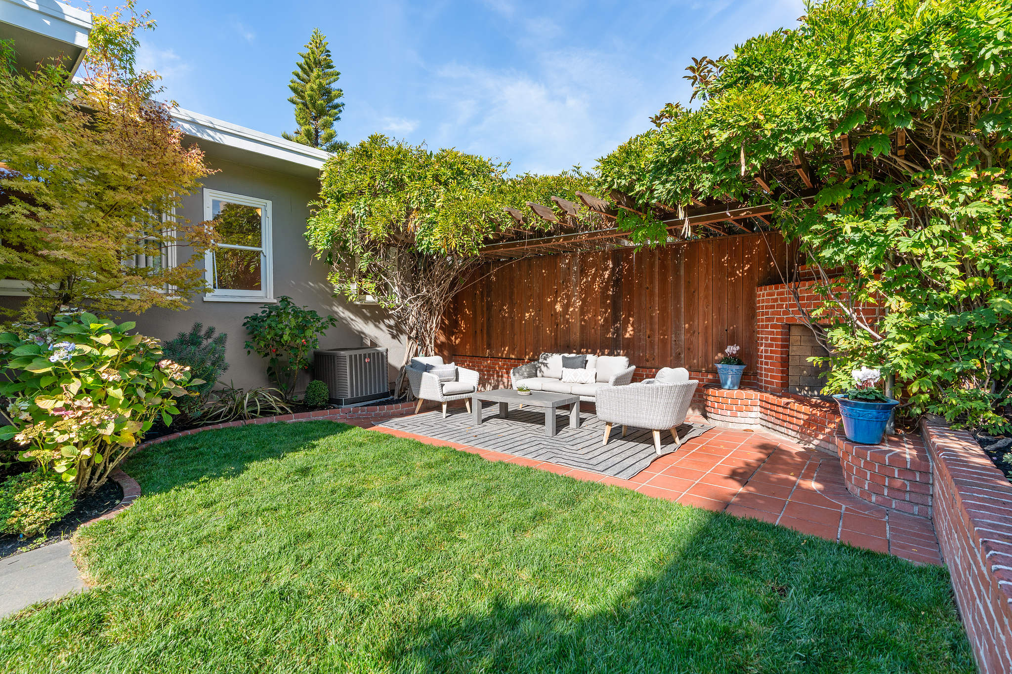 5871 Harbord Drive