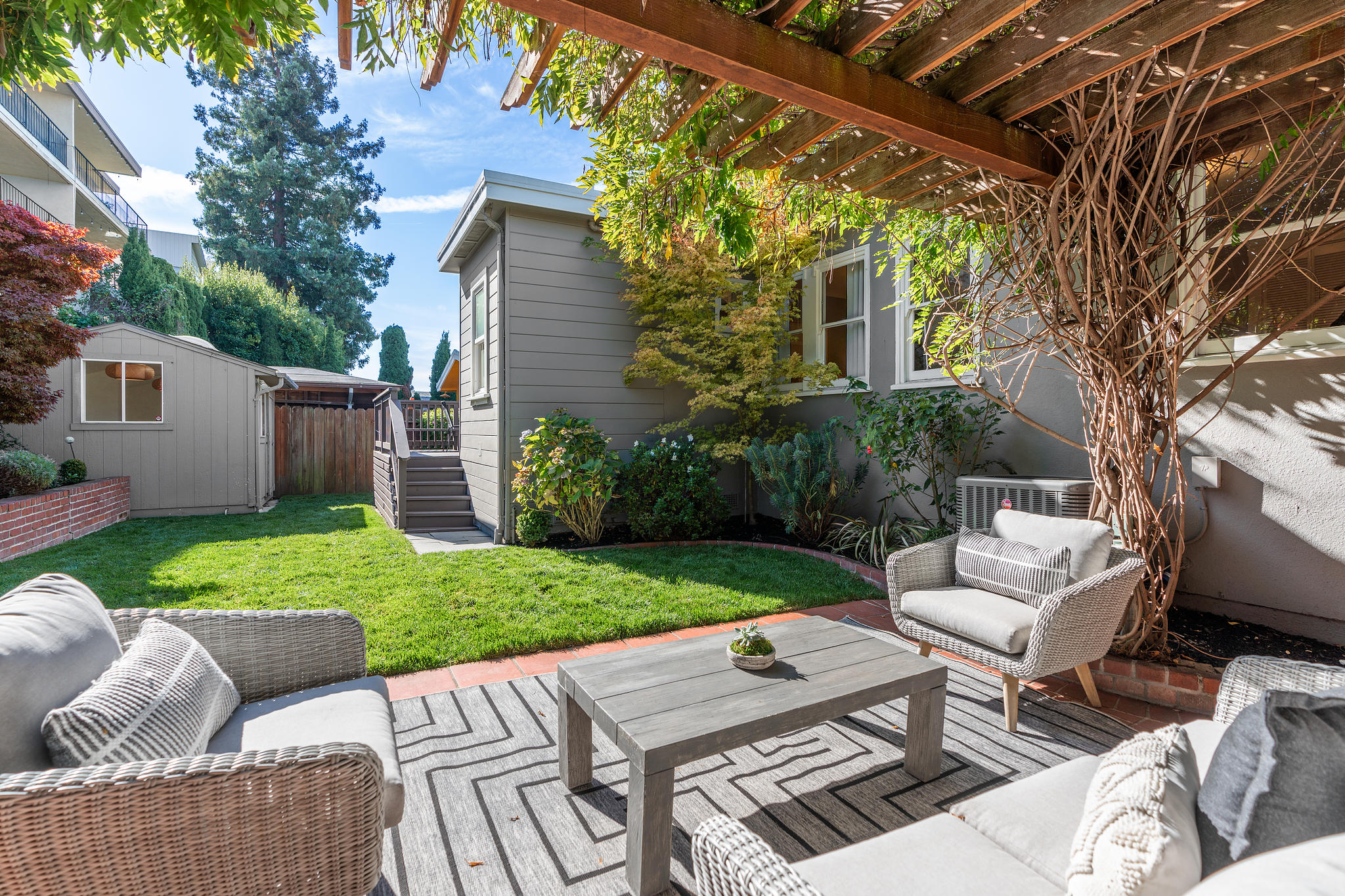 5871 Harbord Drive