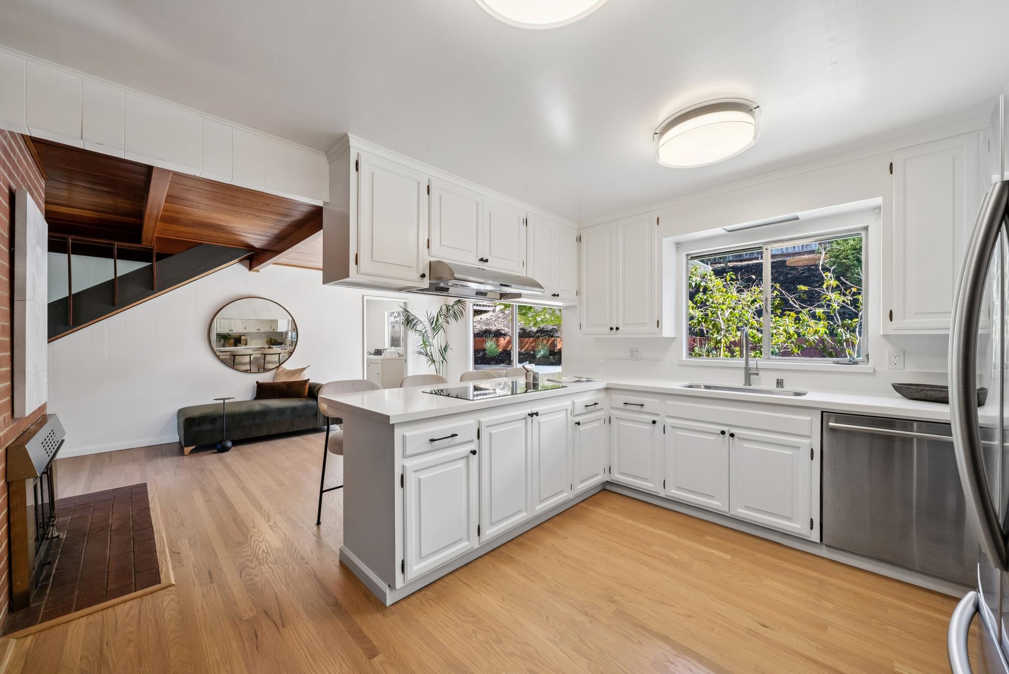 5871 Harbord Drive