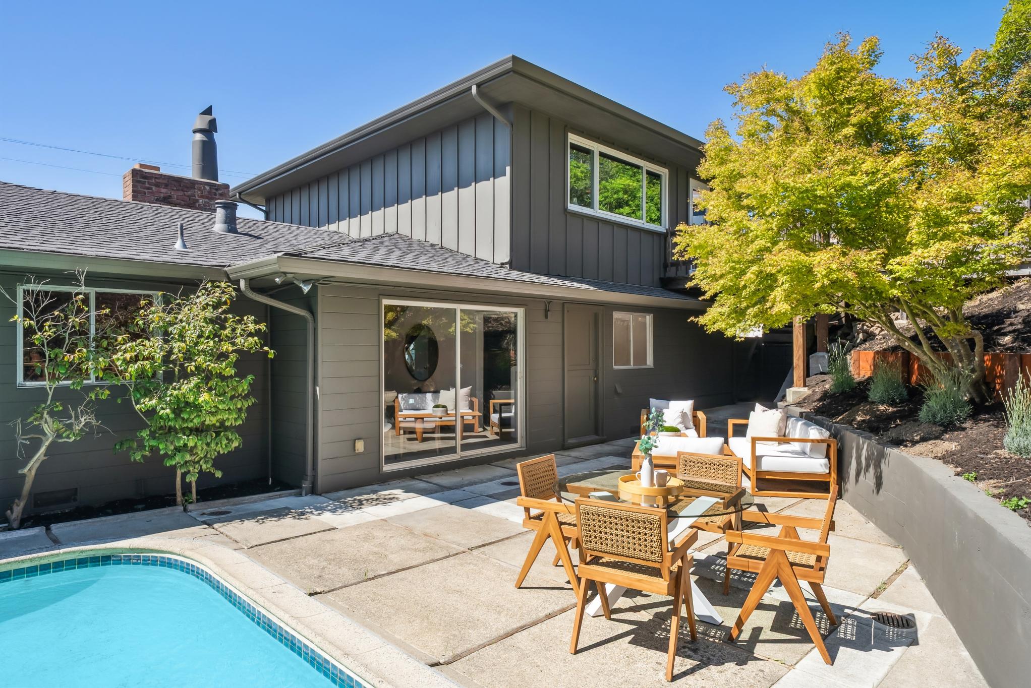 5871 Harbord Drive