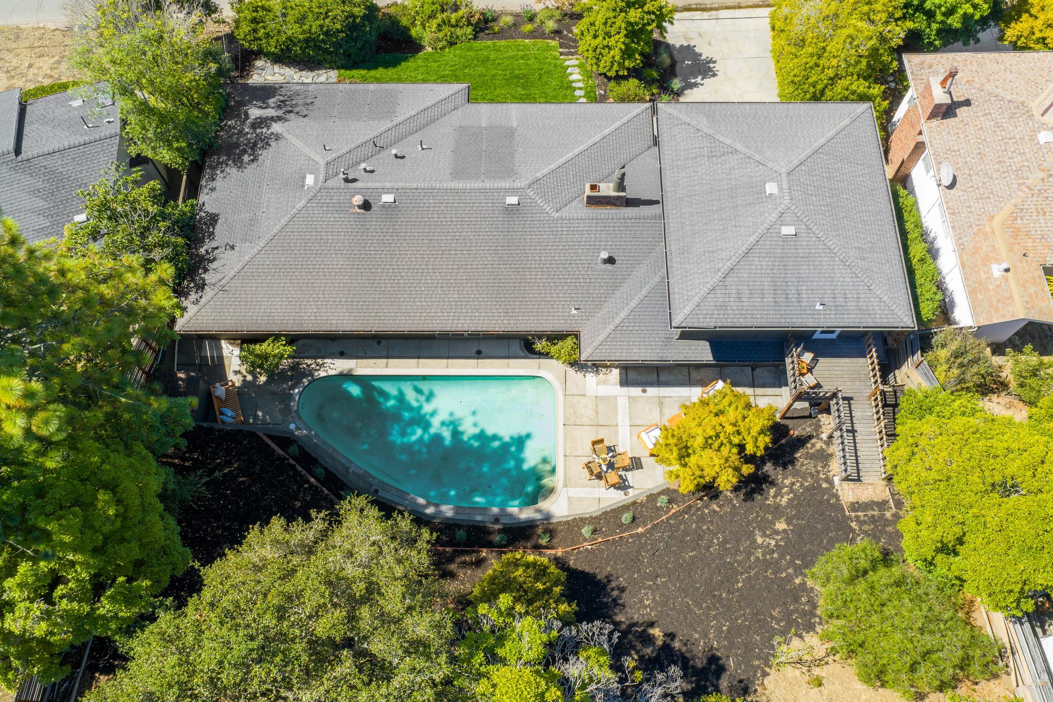 5871 Harbord Drive
