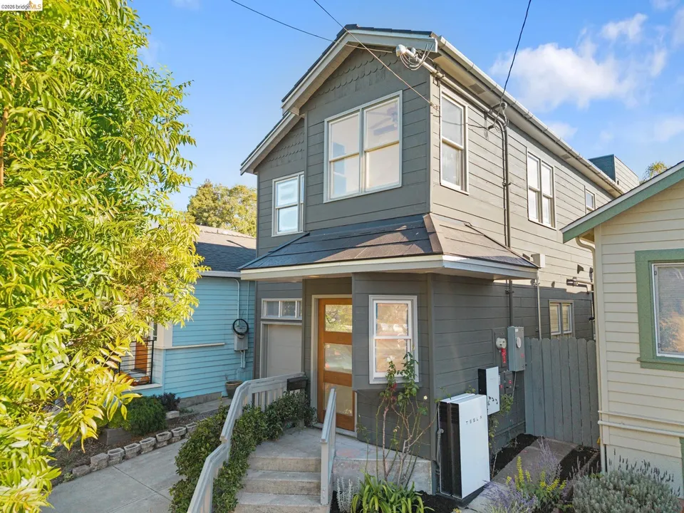 5871 Harbord Drive