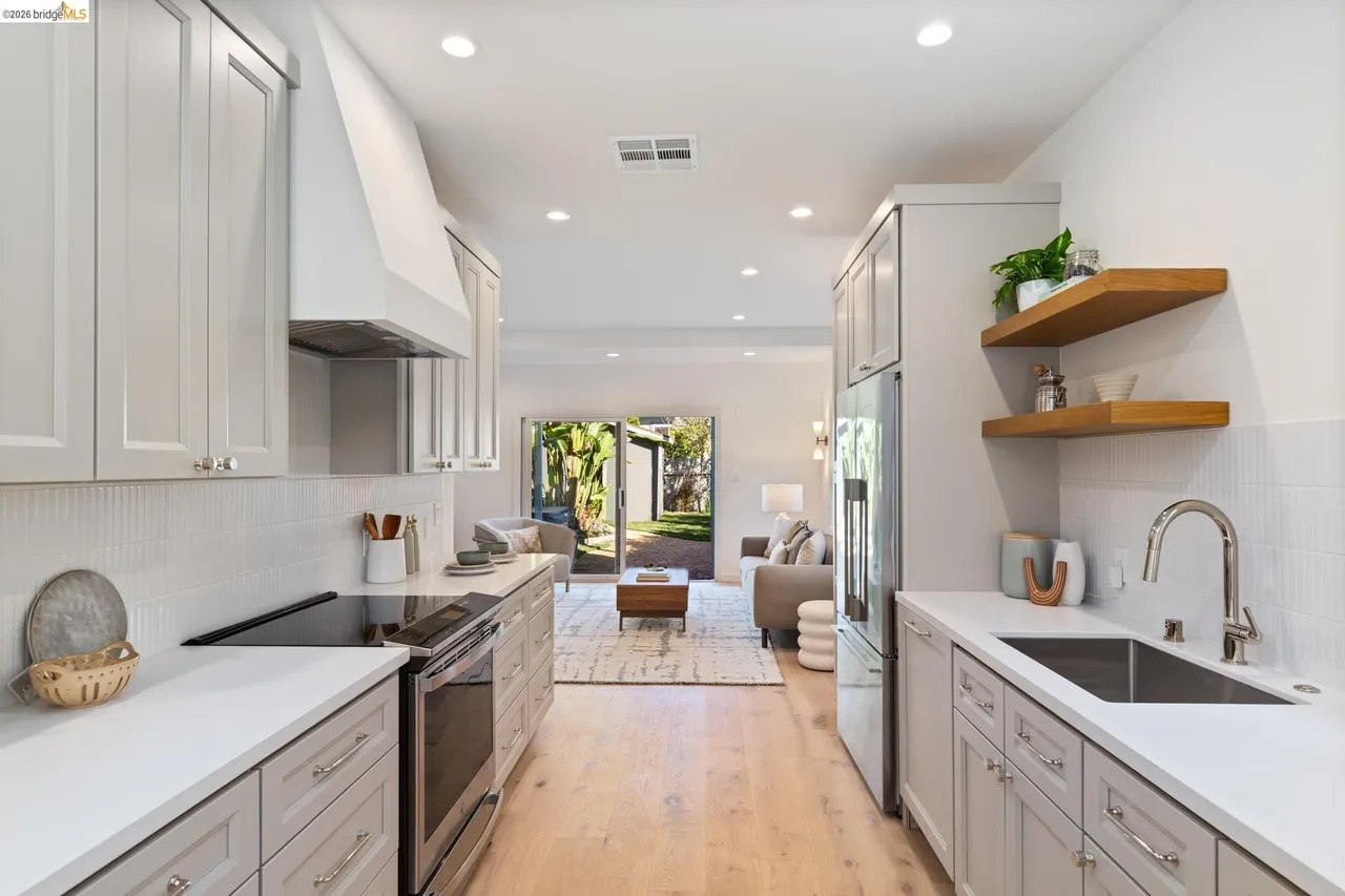 5871 Harbord Drive