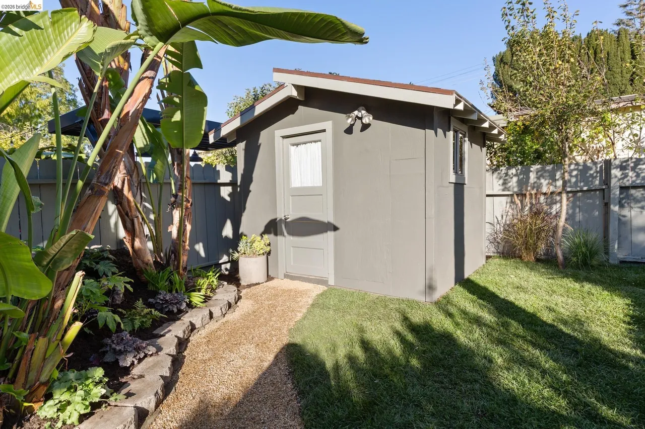5871 Harbord Drive