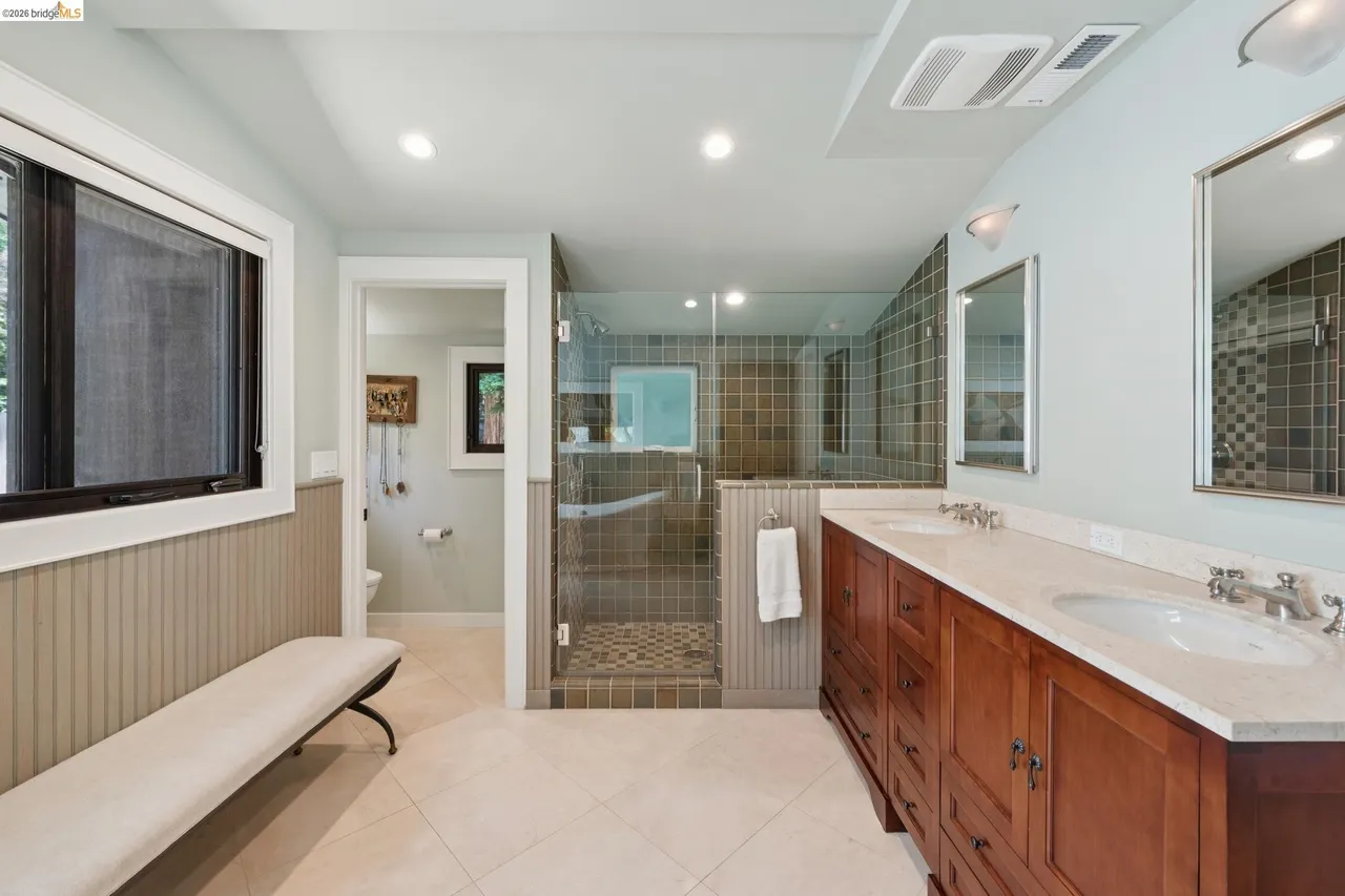 5871 Harbord Drive
