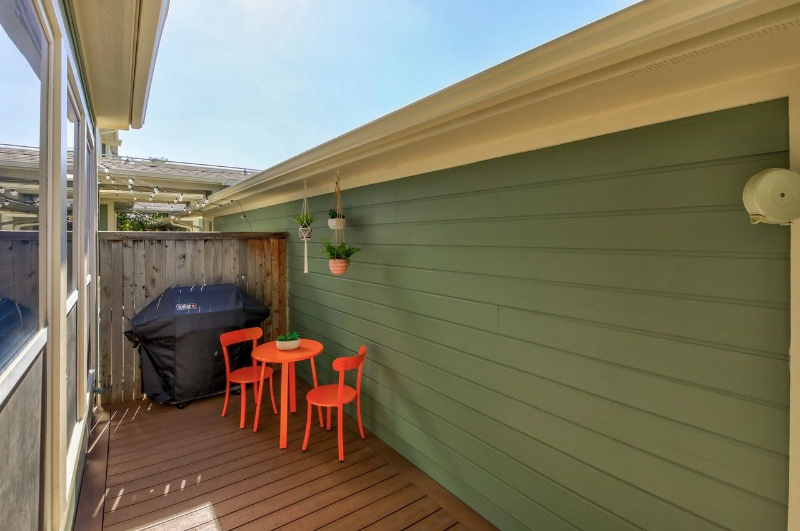 Outdoor living in Central Texas Texas. Great for BBQ and entertainment. Live in Central Texas, Texas.