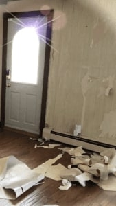 Getting a home ready to sell or just bought and want to make it yours... try updating the wallpaper.