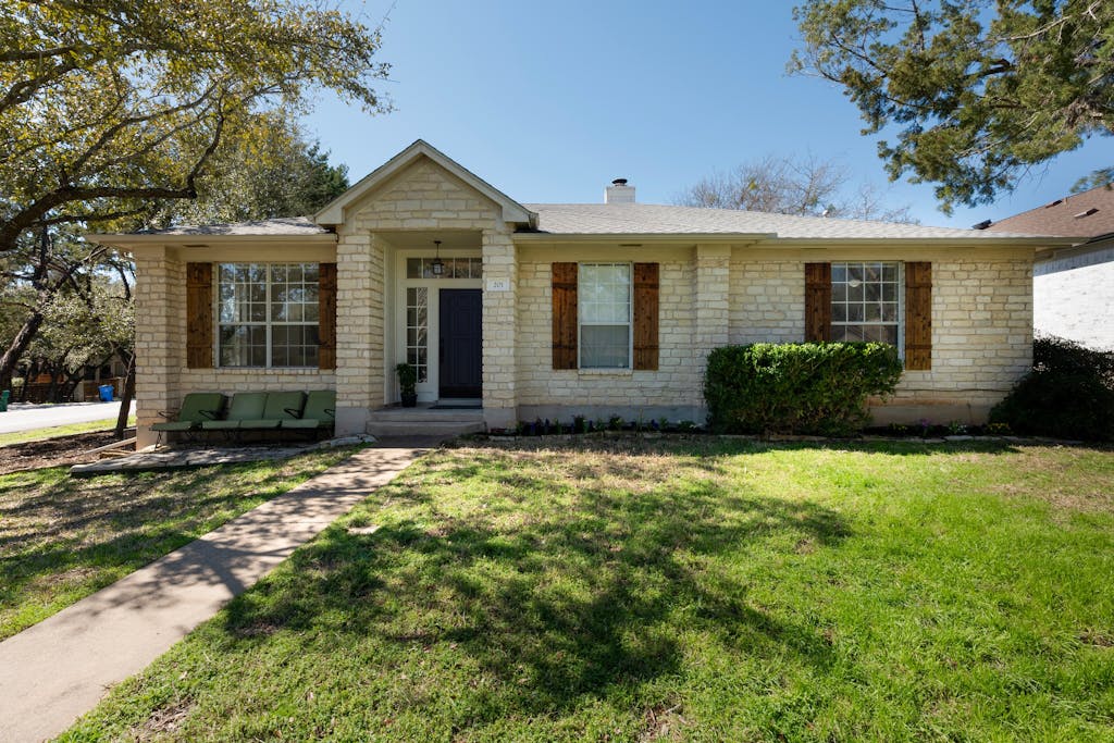 201 Sailors Run - Open House - Saturday, March 9, 12-3 pm