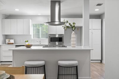 Island range inside 6701 Isabelle Dr.