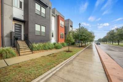 Townhomes in Mueller along Berkman Drive