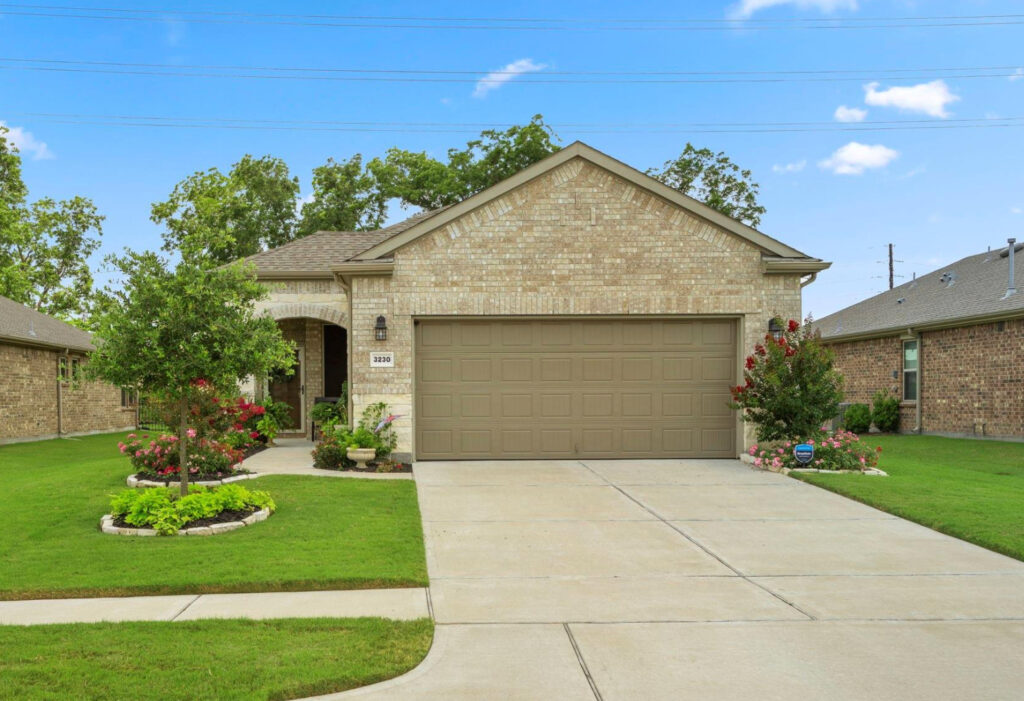 Property 
                                          Photo