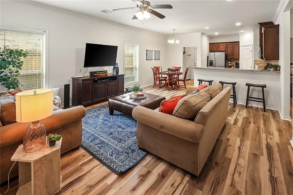 Property
                                          Photo