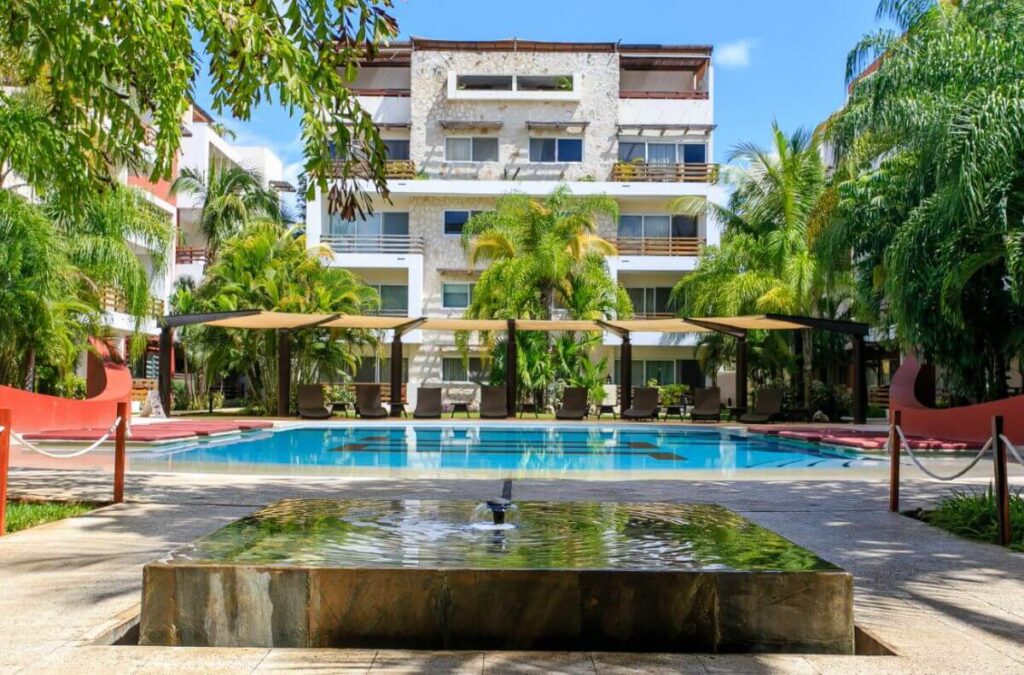 Why Consider Moving to Playa del Carmen