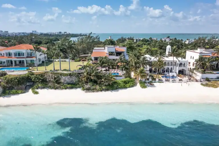Cancún Beachfront Homes For Sale