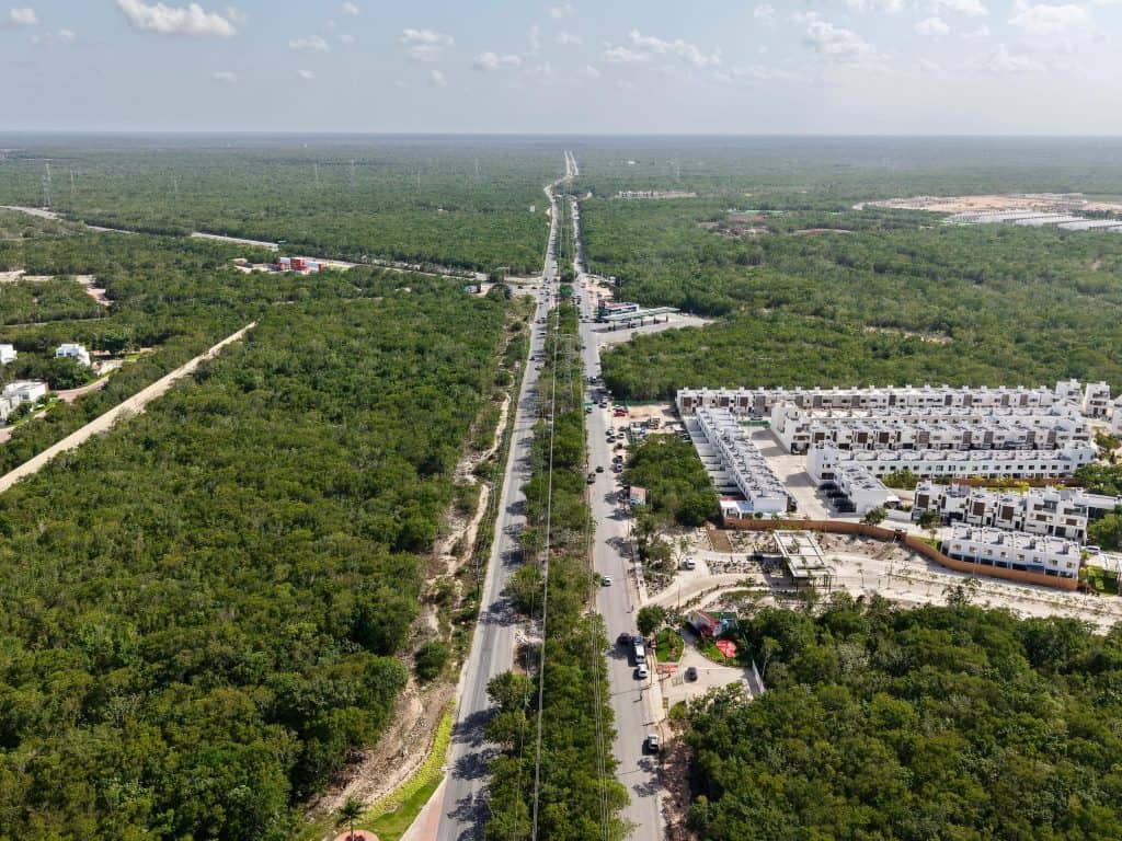 Discover quiet, secure, and family-friendly living in the Avenida Huayacan corridor.