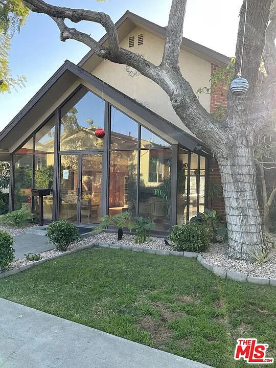 Studio Village at 5215 Sepulveda