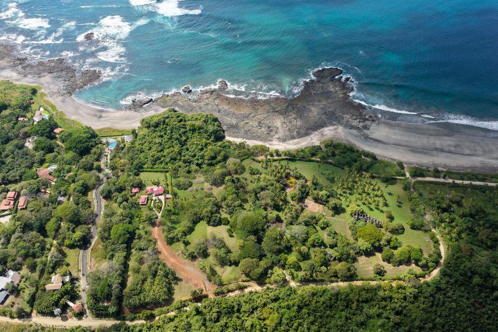 Exclusive 13-Acre Titled Beachfront Estate in Playa Junquillal - Playa Junquillal 