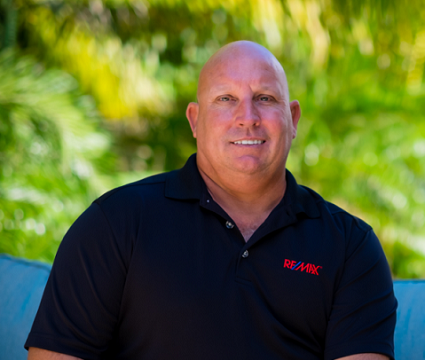 Jeff Bella, Realtor in Belize, Broker and Owner of Remax Island Real estate