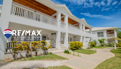 Exterior View of Alaia Condo: "Stunning beachfront exterior of the Alaia condo at Ambergris Caye, Belize."