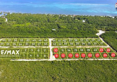 Residential lots for sale in Ambergris Caye with seller financing